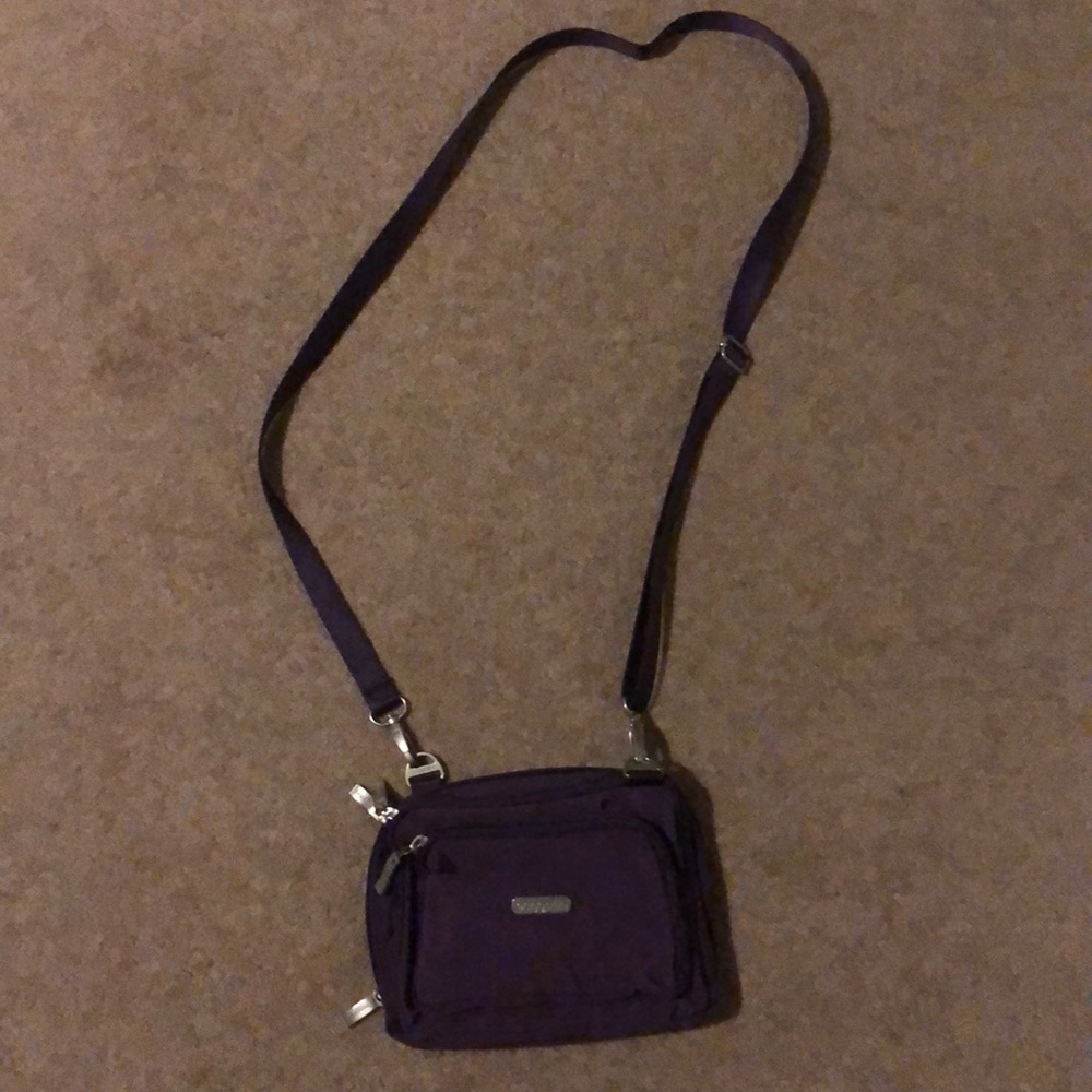 Bagallini Travel purse!